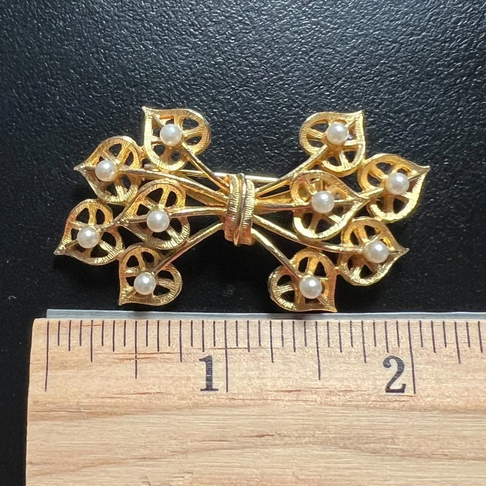 Gold Tone Filigree‎ Bow Brooch Faux Pearl Accent Floral Vintage Inspired Pin